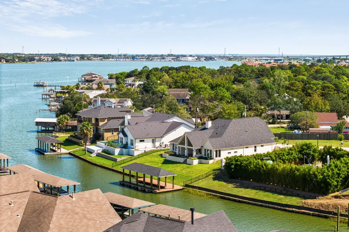 508 Amalfi Drive, Kemah, TX 77565 - #1
