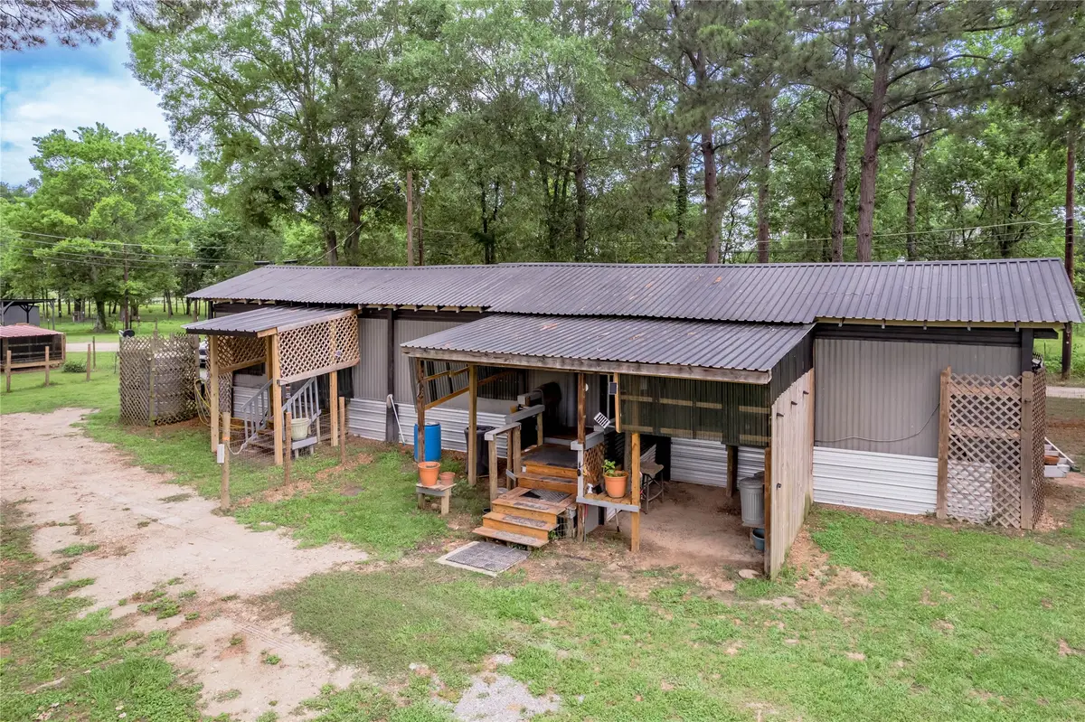 159 S Pecan Avenue, Groveton, TX 75845 - #1