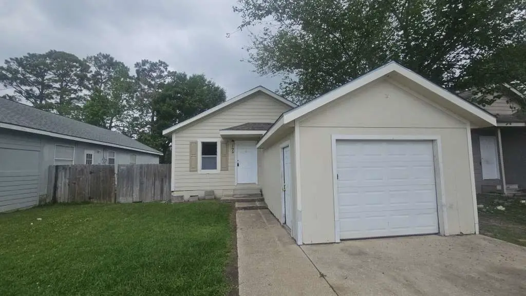 11919 Kingslake Forest Drive, Houston, TX 77044 - #1