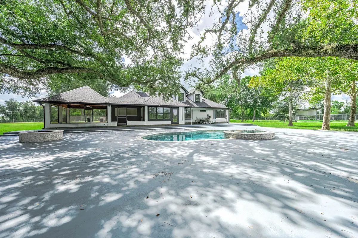 16610 Meadow Lane, Danbury, TX 77534 - #1