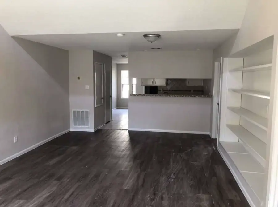 811 Buchta Road #C, Angleton, TX 77515 - Image #3