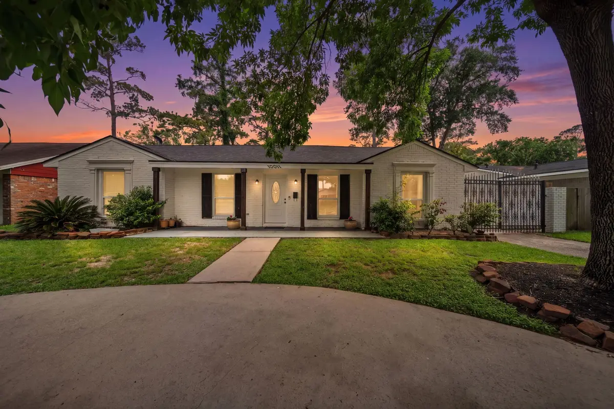 10011 Westview Drive, Houston, TX 77055 - #1