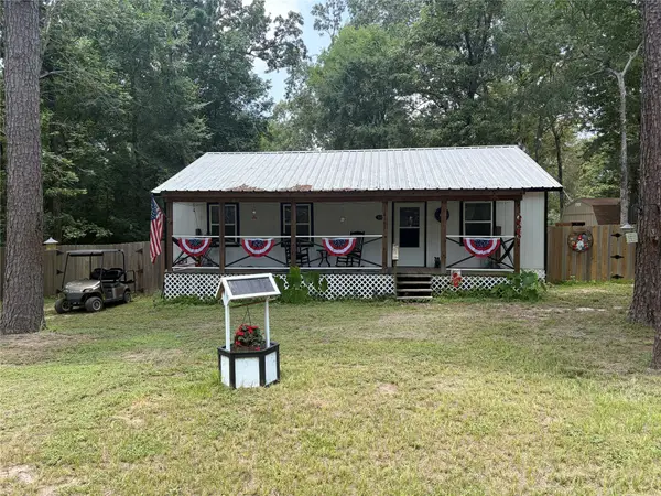 141 Mud Cat Drive, Trinity, TX 75862