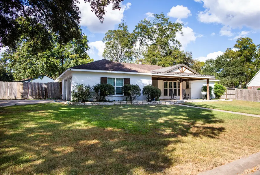 14902 Bernard Timbers Dr, East Bernard, TX 77435 - #3