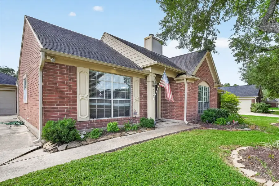4004 S Dogwood Drive, Pearland, TX 77584 - #2