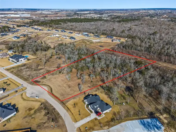 4919 Pineloch Bayou Drive, Baytown, TX 77523