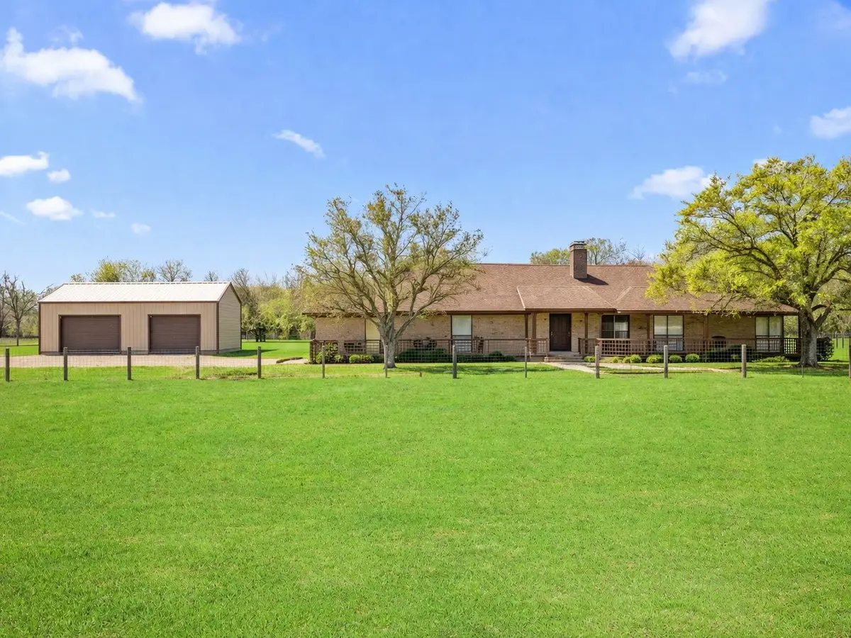 4710 County Road 121, Wharton, TX 77488 - #1