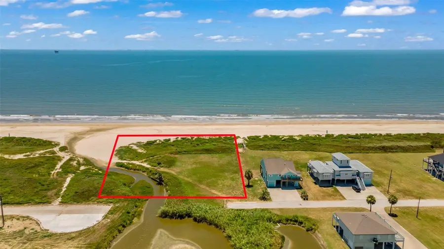 704 Villa Drive, Port Bolivar, TX 77650 - #2