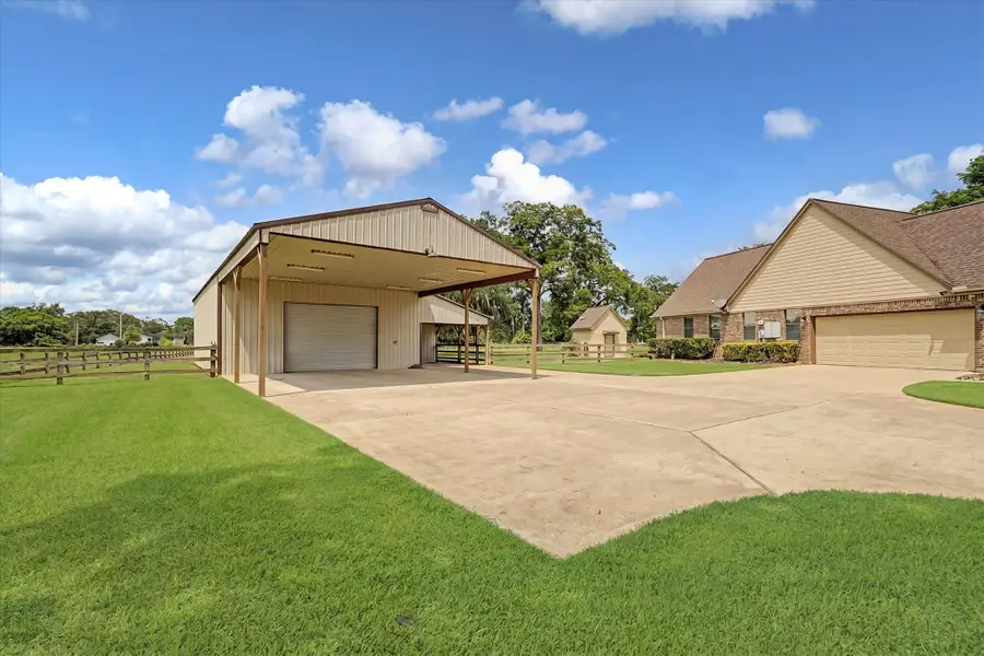 1149 Bar X Trail, Angleton, TX 77515 - #3