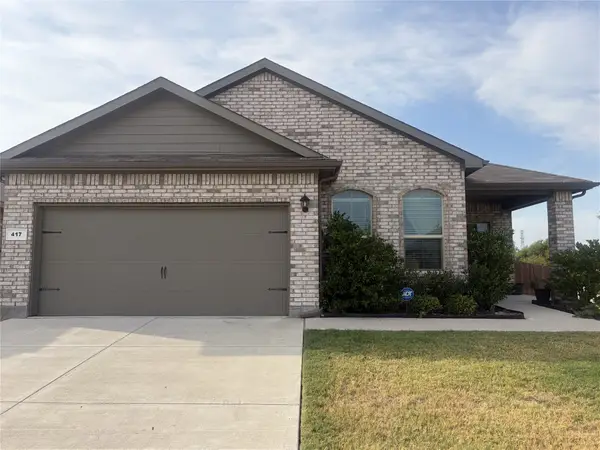 417 Drowsy Water Trail, Fort Worth, TX 76131