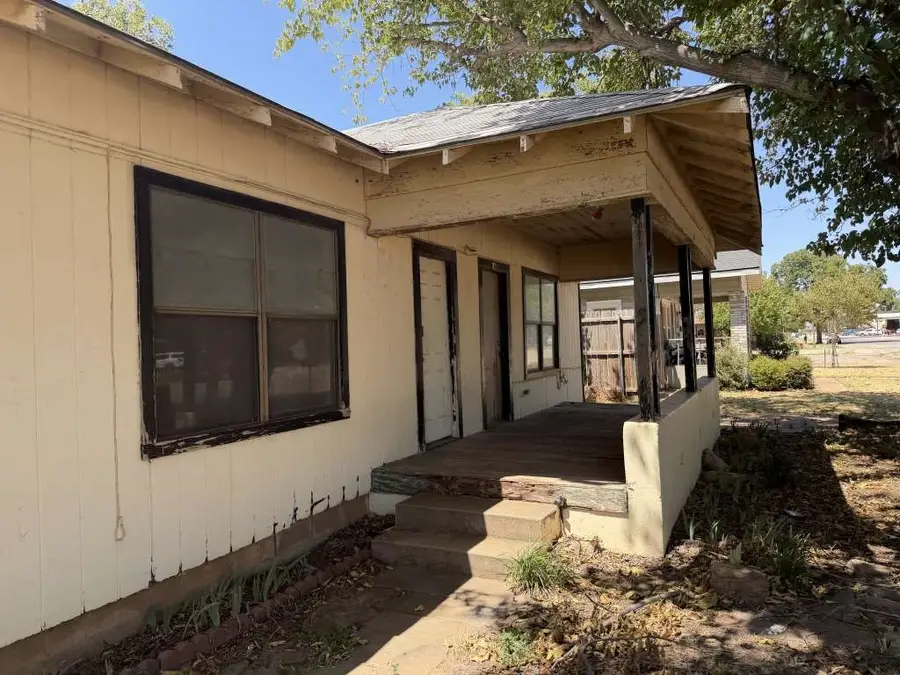 503 N Cedar Street, Seymour, TX 76380 - #3