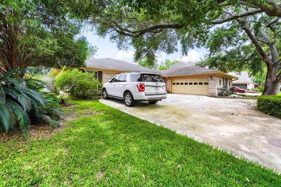 3418 Crow Valley Drive, Missouri City, TX 77459 - #3