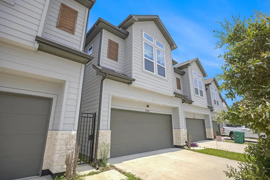 5518 Rosslyn Road, Houston, TX 77091 - #3