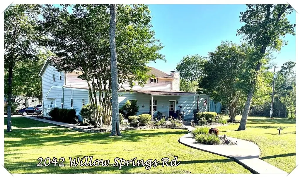 2042 Willow Springs Road, Fayetteville, TX 78940 - #1