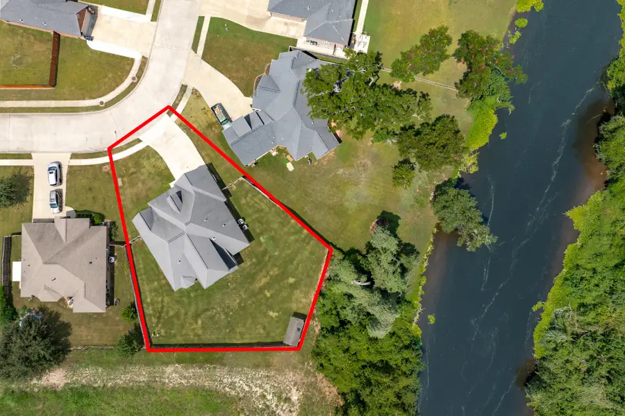 524 Lexington Avenue, Clute, TX 77531 - Image #3