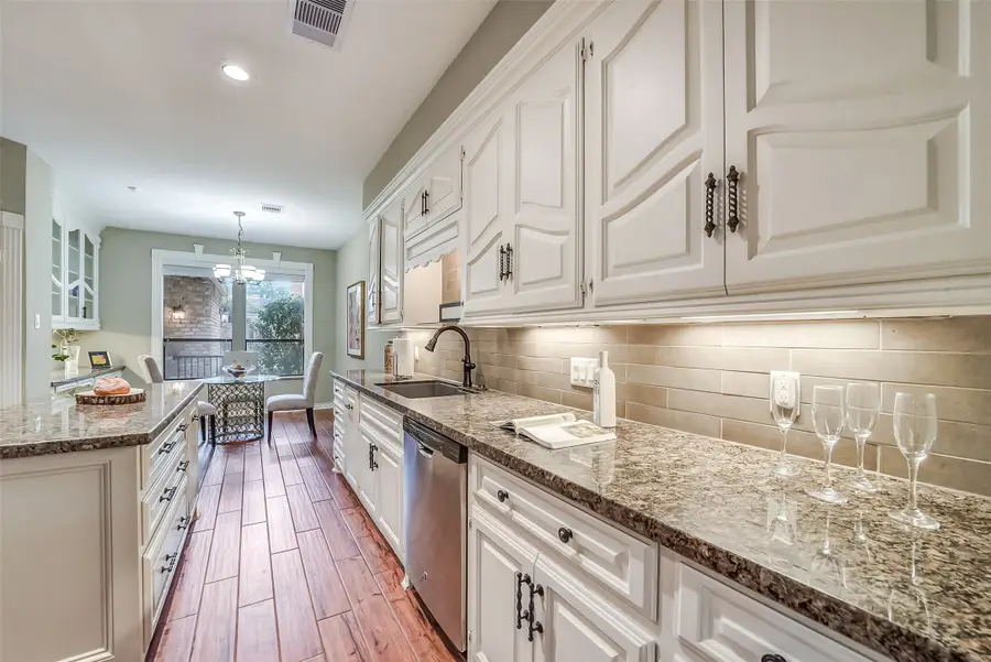9566 Briar Forest, Houston, TX 77063-1007 - #3