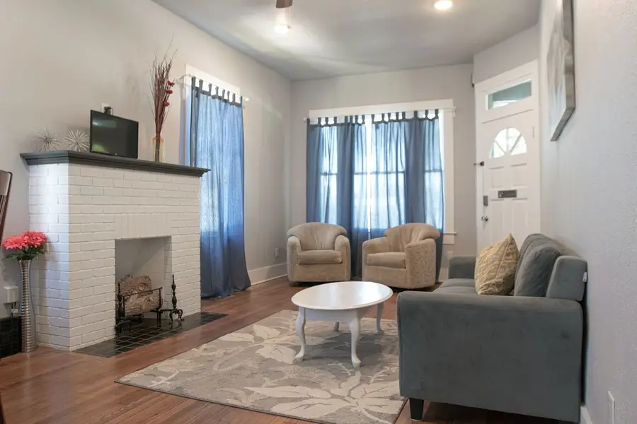 1911 34th Street, Galveston, TX 77550 - Image #2