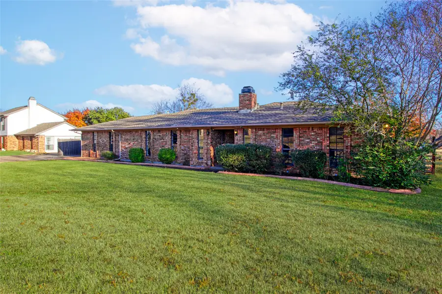 106 Willow Lake Lane, Crandall, TX 75114 - Image #2