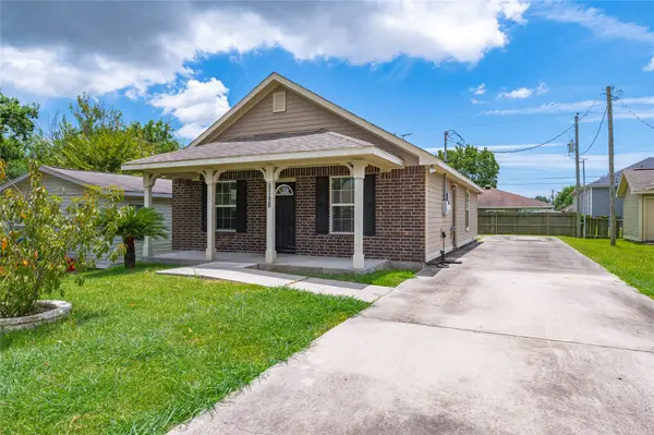 2621 31st Avenue N, Texas City, TX 77590