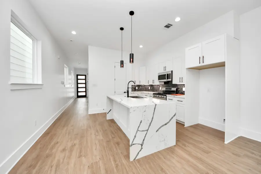 5029 Broom Street #B, Houston, TX 77091 - #2