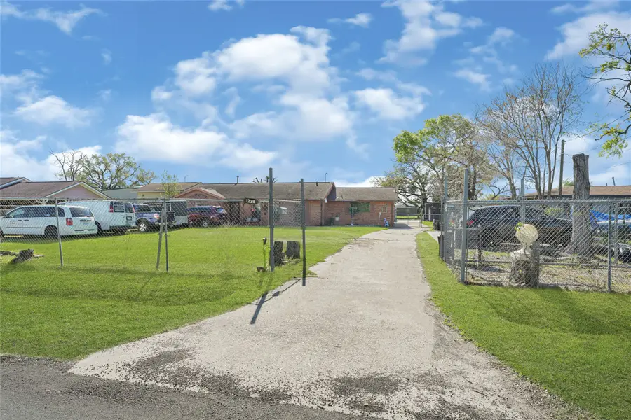 1229 Dove Street, Houston, TX 77015 - #3