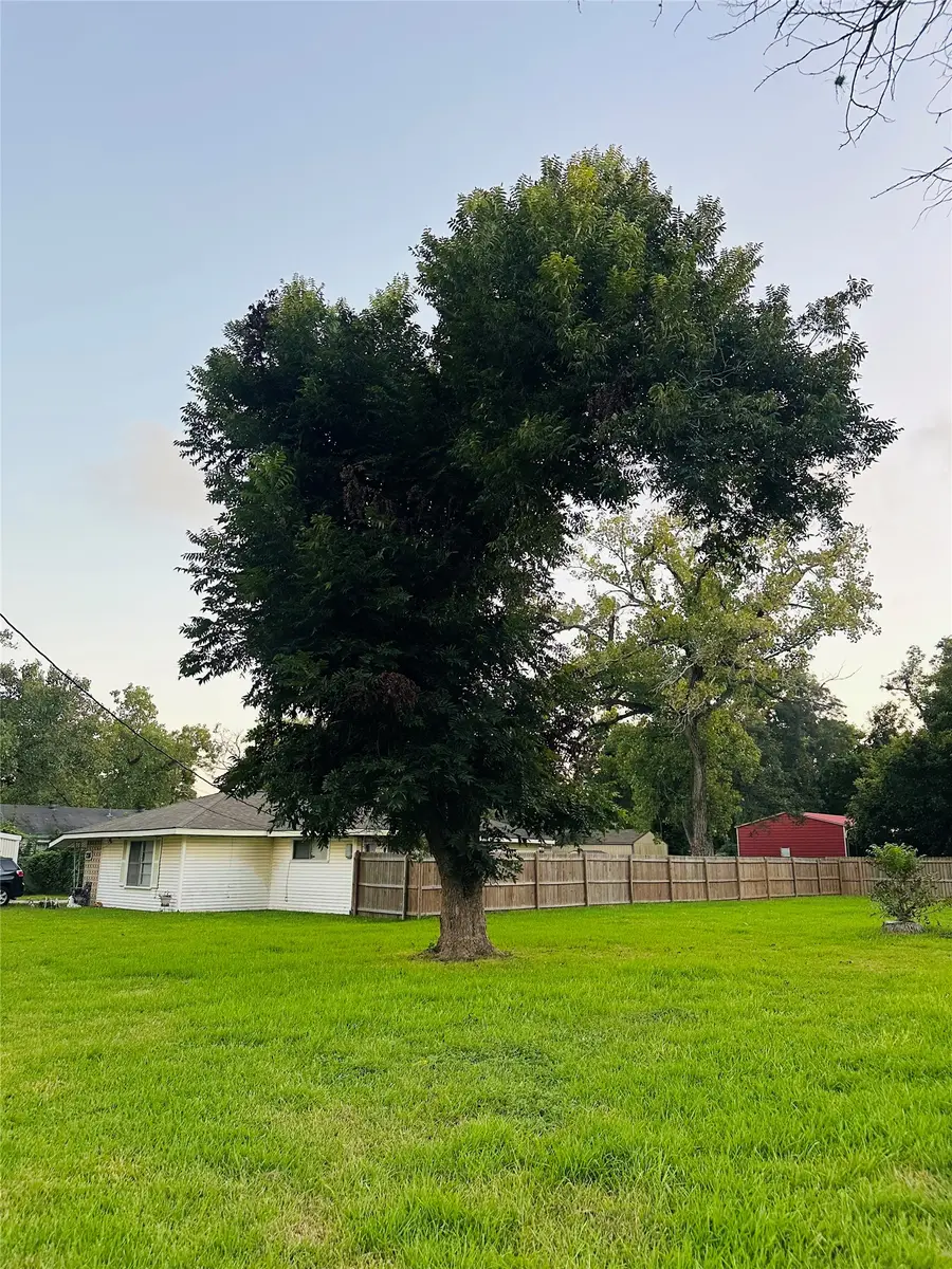 0 Vine Street, Clute, TX 77531 - #3