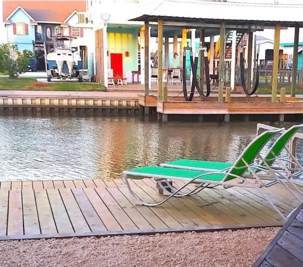 1256 Resort Road, Crystal Beach, TX 77650