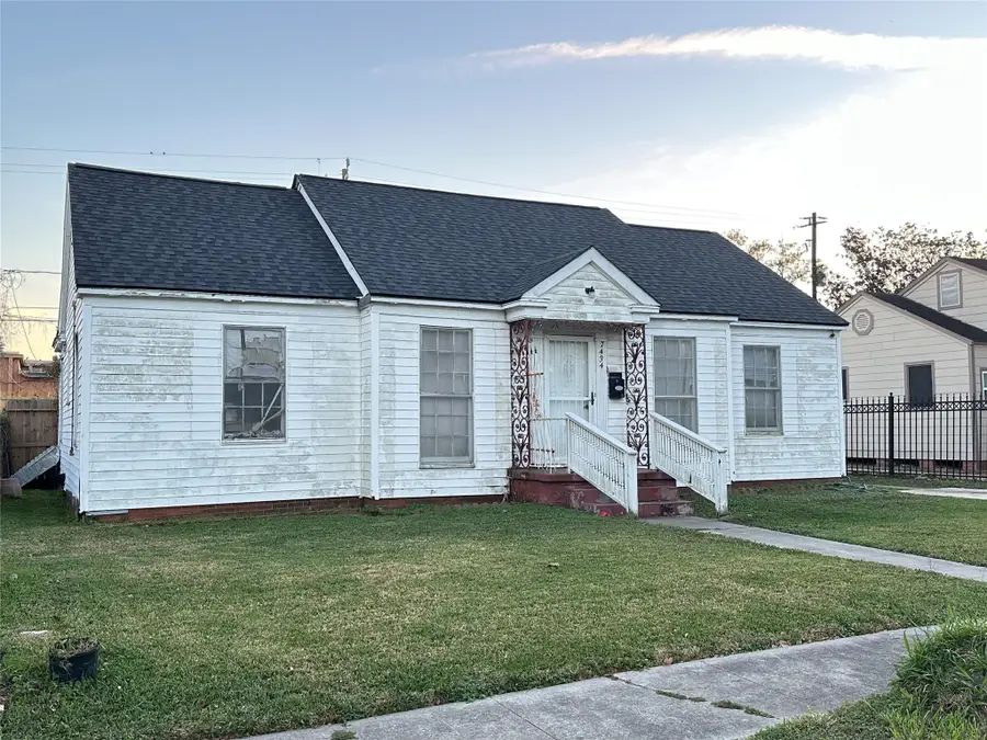 7434 Magnolia Street, Houston, TX 77023 - Image #2