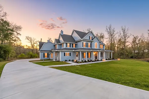 14882 Gingham Rd, Montgomery, TX 77356