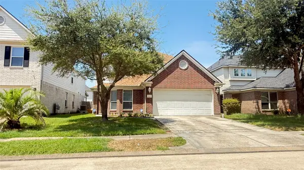 8115 Narrow Brook Way, Houston, TX 77016