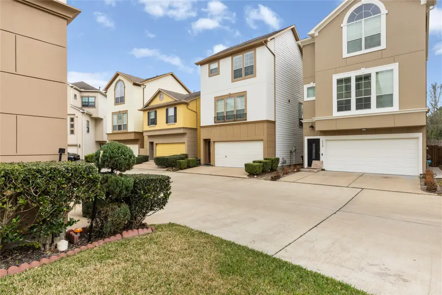 3334 Clearview Villa Way, Houston, TX 77025 - #2
