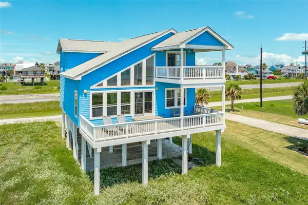 22915 Gulf Drive, Galveston, TX 77554