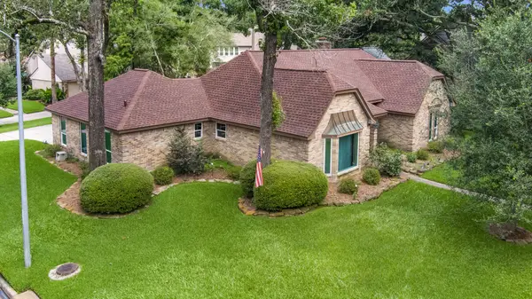 4334 Hill Forest Drive, Kingwood, TX 77345