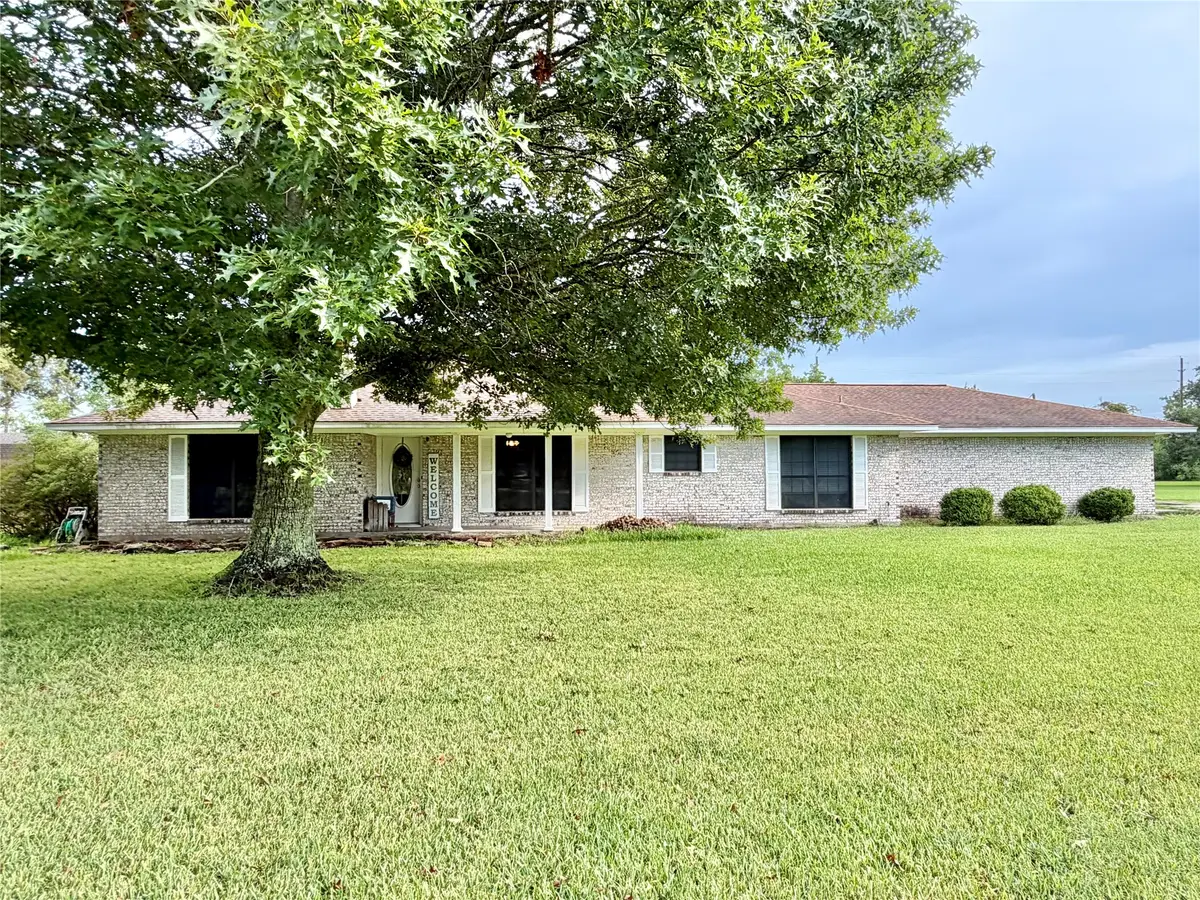 11506 Cherry Point Drive, Monterey Belvieu, TX 77535 - #1