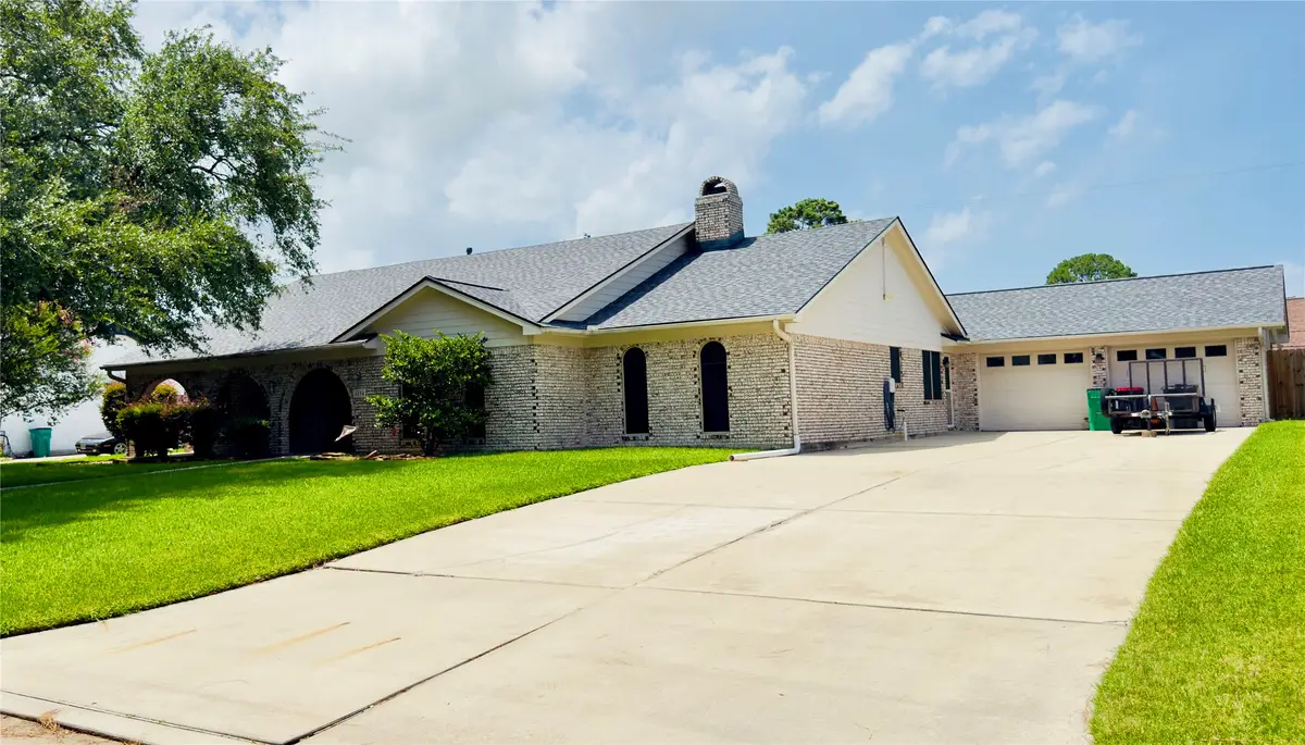 4804 Country Club View, Baytown, TX 77521 - #1