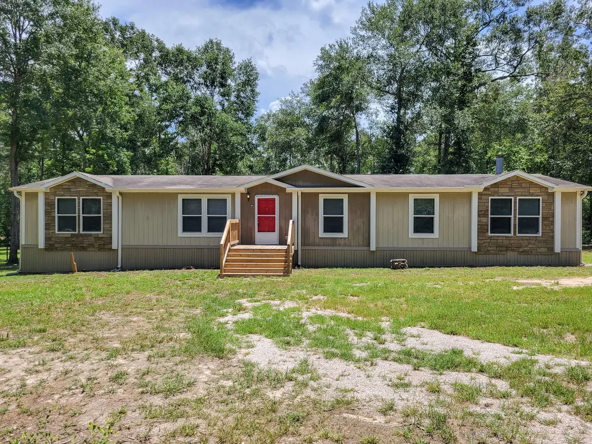 10754 Lake Shore Drive, Conroe, TX 77303 - Image #1