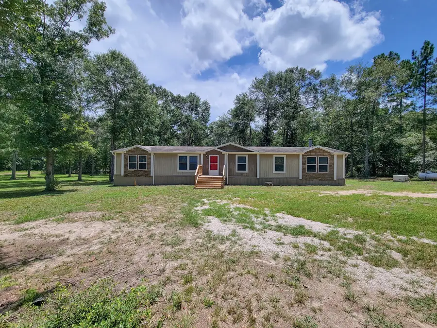 10754 Lake Shore Drive, Conroe, TX 77303 - Image #2