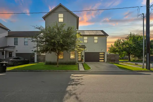 3317 Arlington Street, Houston, TX 77018