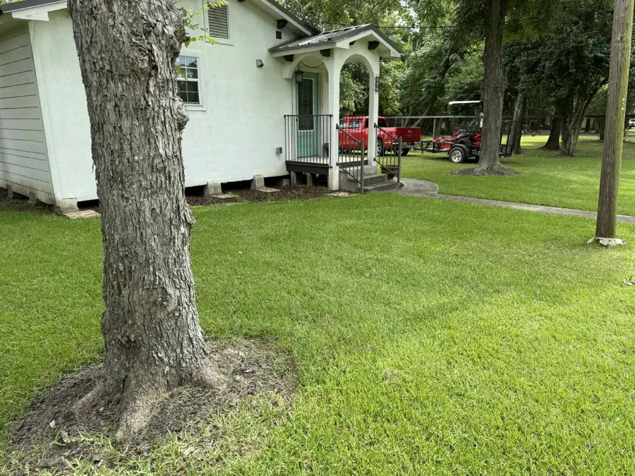 363 W Santa Fe Street, Conroe, TX 77301 - Image #3