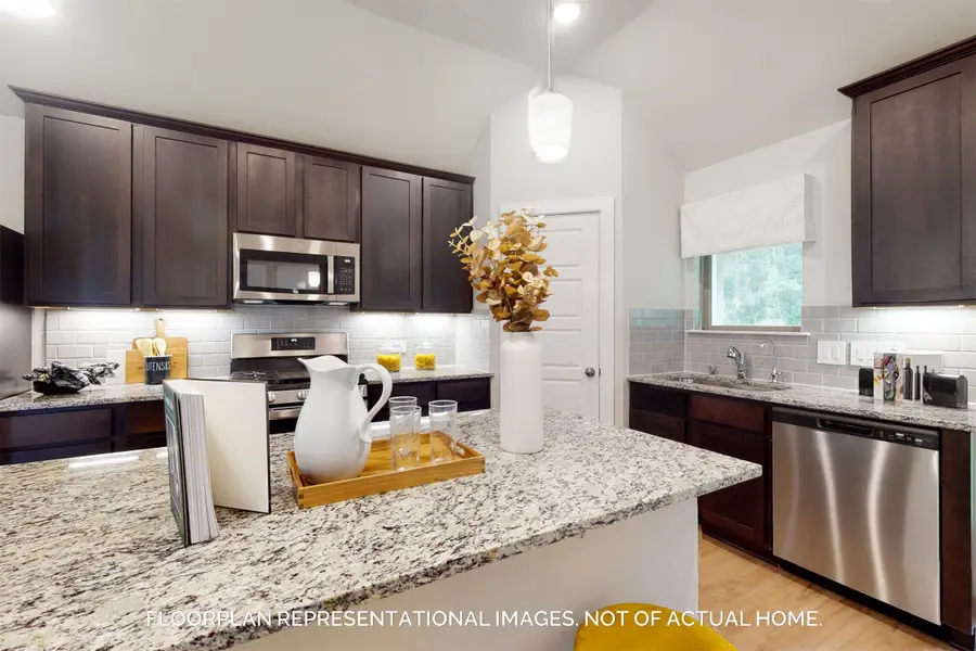 31007 Newcomb Landing Lane, Waller, TX 77484 - Image #3