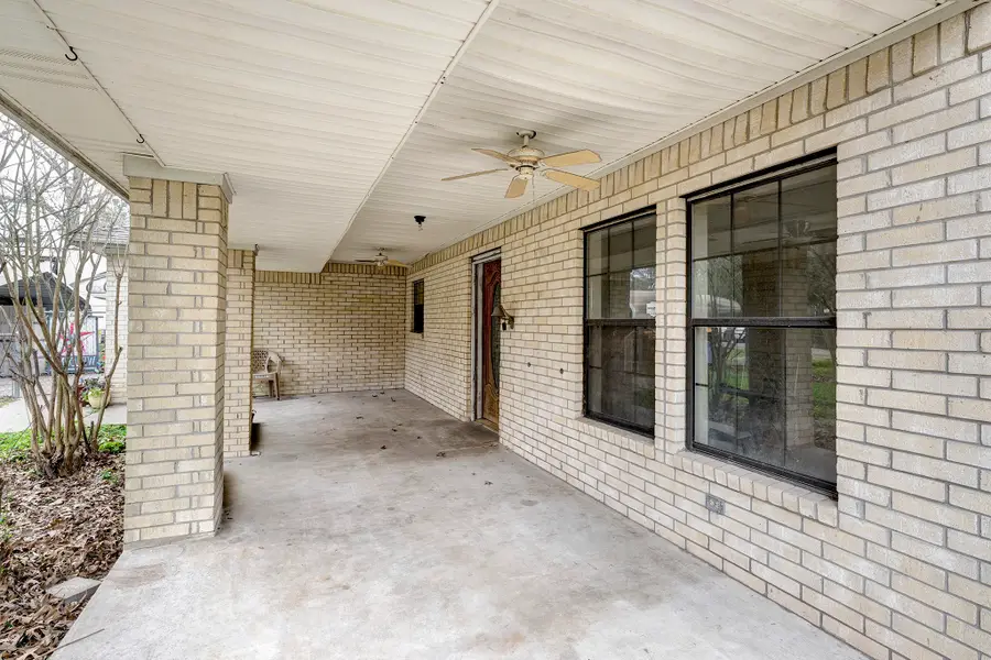 30619 High Meadow Drive, Magnolia, TX 77354 - Image #2