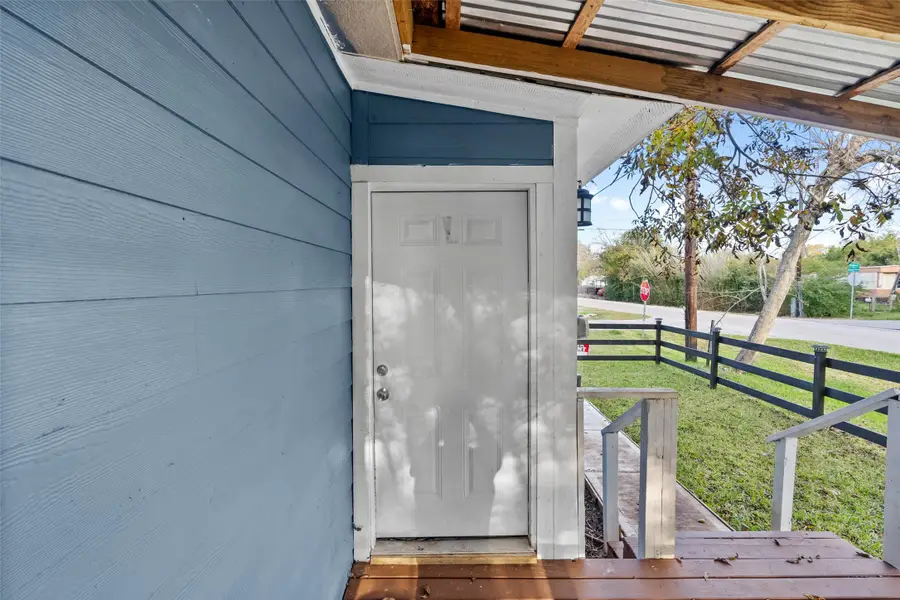 4126 Paladino Street, Bacliff, TX 77518 - #3