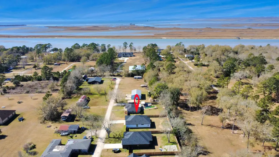 118 Nelson Road, Anahuac, TX 77514 - #2