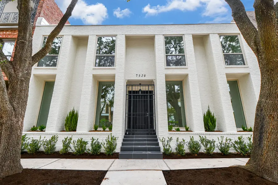 7528 Chevy Chase Drive, Houston, TX 77063 - #2