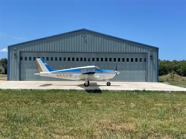 369 Air Park Drive, Livingston, TX 77351