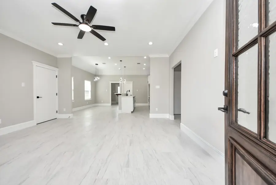 608 Miriam Street, Baytown, TX 77520 - #3