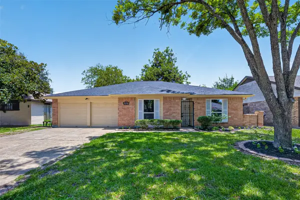 14814 Mcleod Drive, Houston, TX 77060