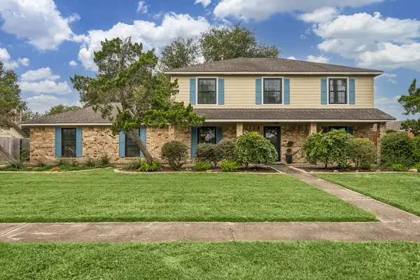 2309 Westpark Drive, Alvin, TX 77511