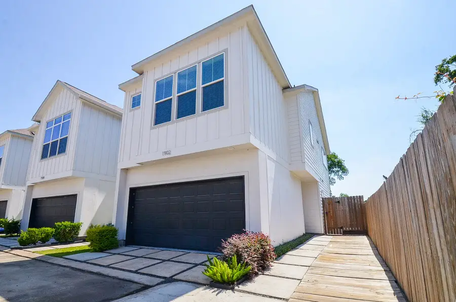1902 Hollister Spruce Lane, Houston, TX 77080 - #2