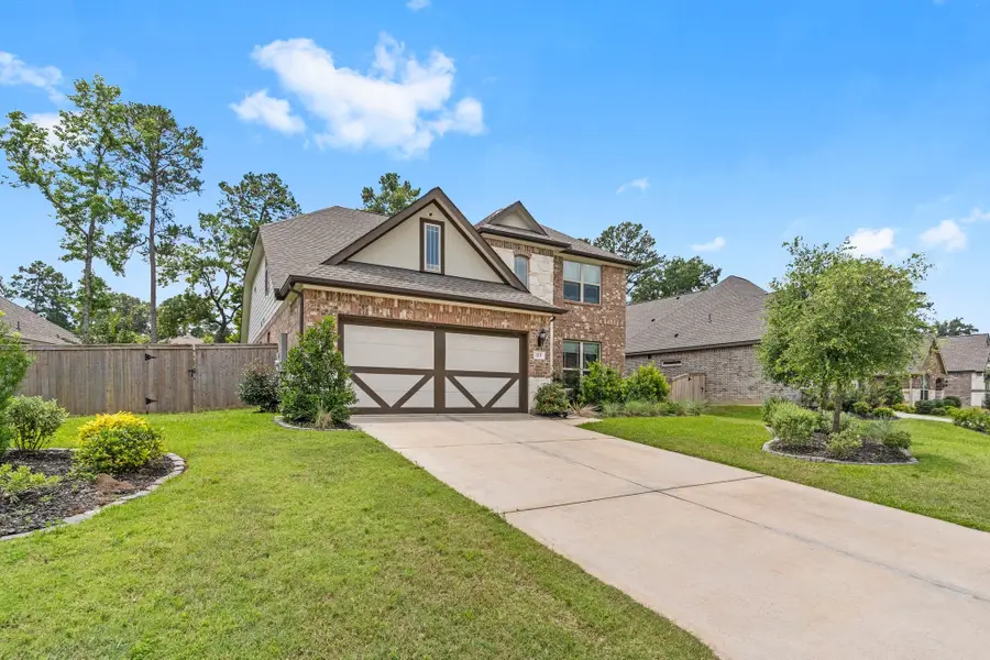 119 Bluebell Woods Way, Willis, TX 77318 - #2